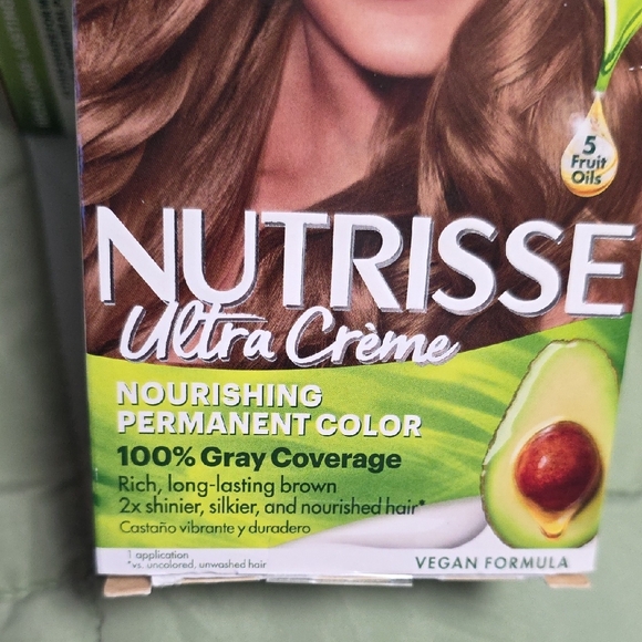 Garnier Nutrisse Ultra Crème Nourishing Permanent Hair Color- Light Goldrn Brown - Picture 3 of 7